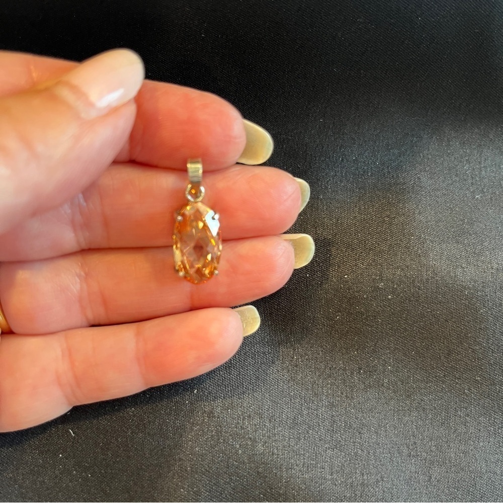 Peach Pink Oblong Stone Pendant s925 Sterling Silver Setting Art Glass 4 Prong